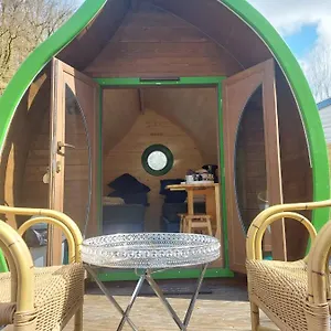 https://leaf-um-willspull.luxembourghotelsguide.com