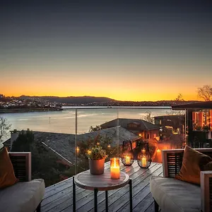 https://funkis-villa-by-the-beach-10-min-from-bergen-city-centre.hotelsinbergen.net